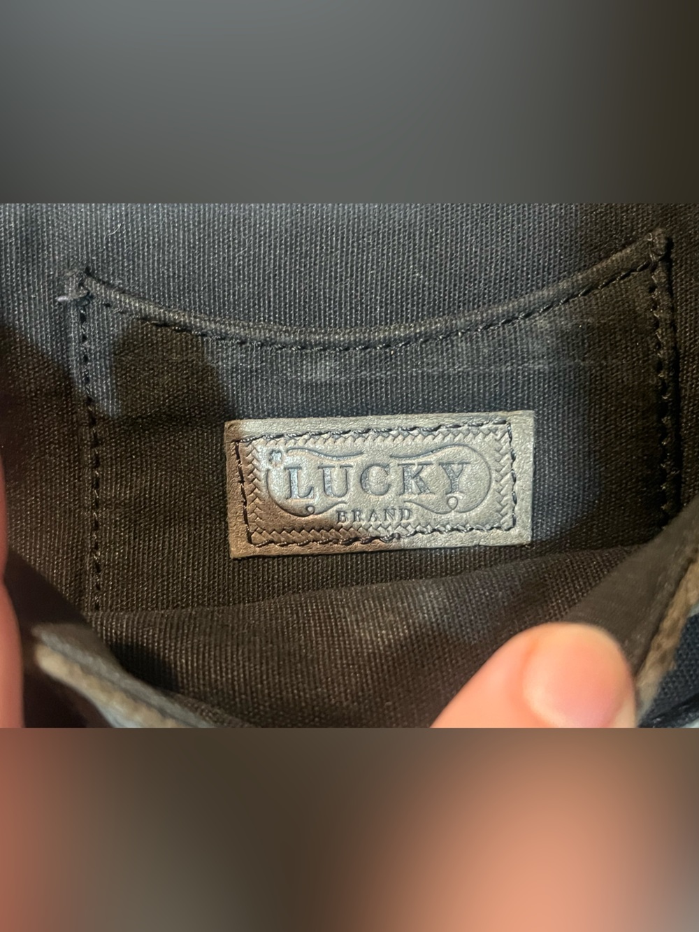Lucky Brand Olive Green Leather Fold-Over Wristlet - Picture 2 of 8